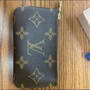Sold Louis Vuitton key pouch
